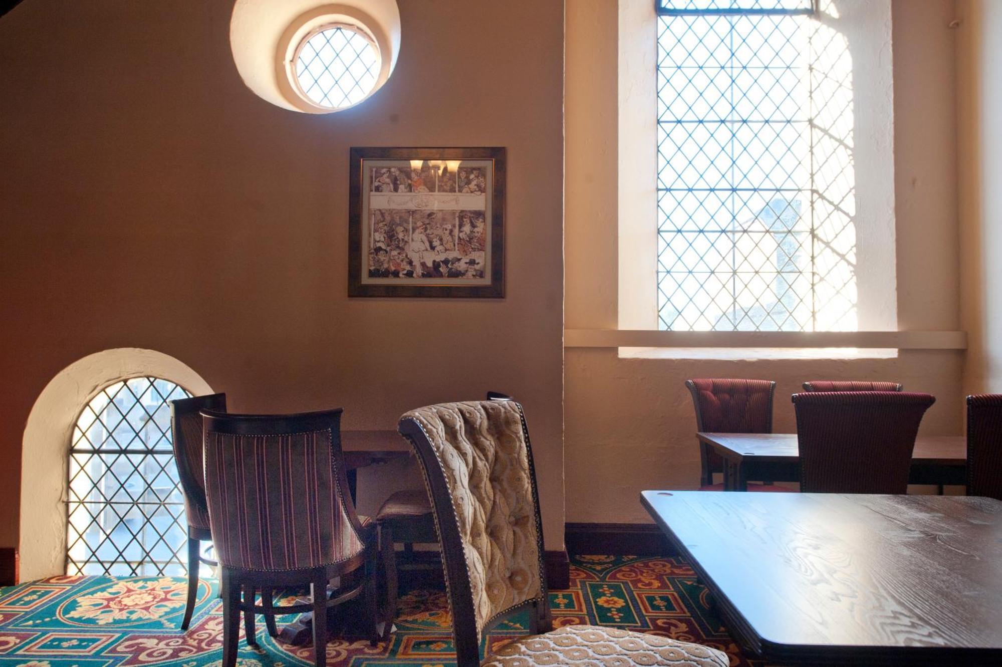 Sandford House Hotel Wetherspoon Хантингдон Экстерьер фото