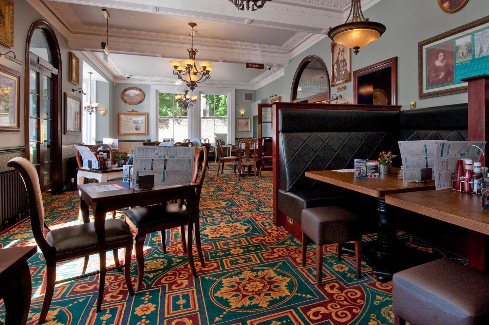 Sandford House Hotel Wetherspoon Хантингдон Экстерьер фото